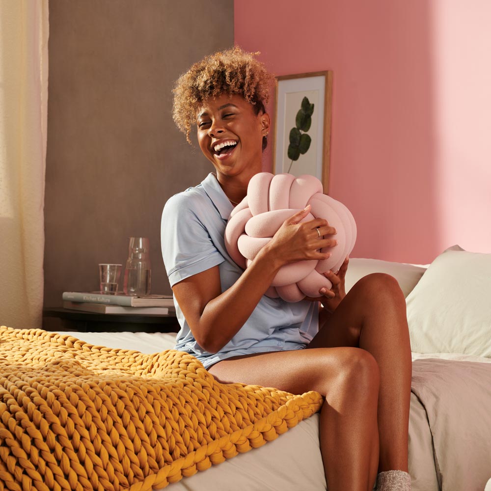 Bearaby Hugget Knot Pillow