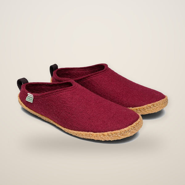 Kyrgies wool slides in burgundy