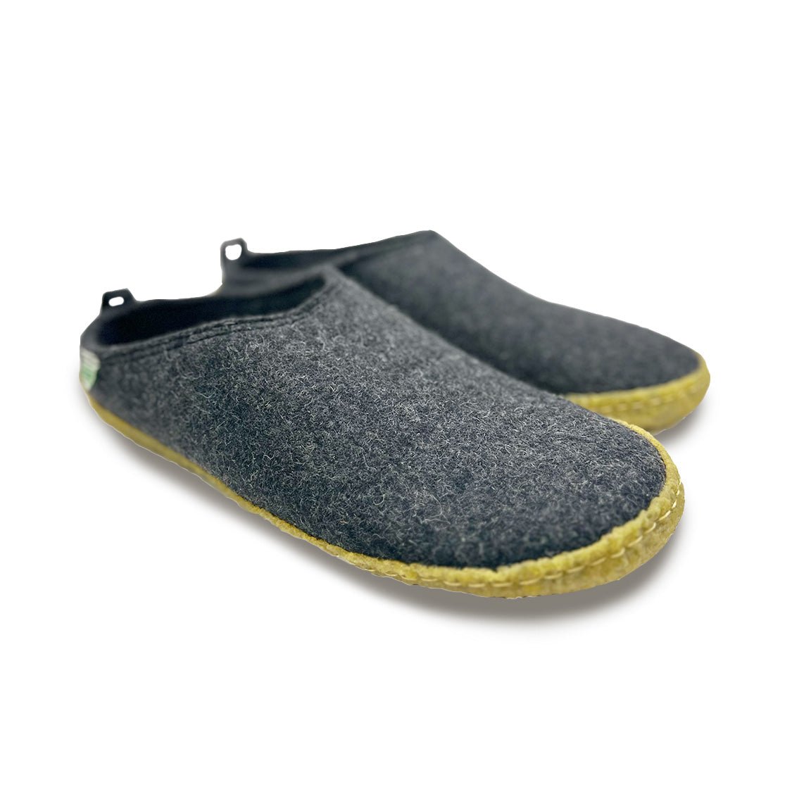 Kyrgies outdoor wool slides with cozy wool lining and durable sole, perfect for casual outdoor wear.