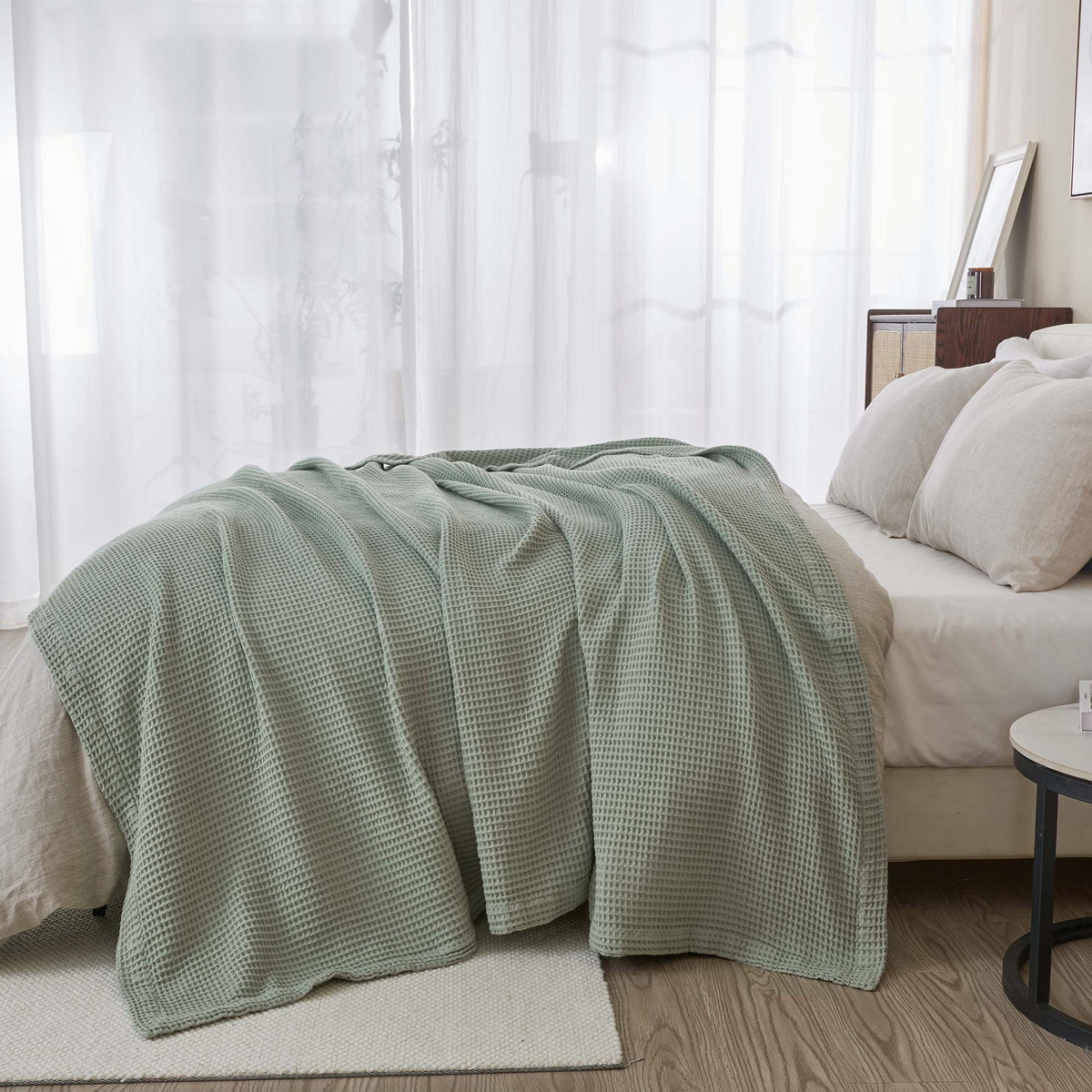 Soft 100% cotton waffle weave blanket from Great Bay Home's Mikala Collection, featuring a cozy, textured design.