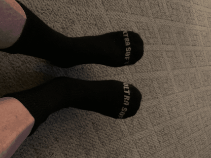 Men's DSC ultra-soft upper calf diabetic socks in four-pair pack, showcasing comfortable, breathable fabric and supportive fit.