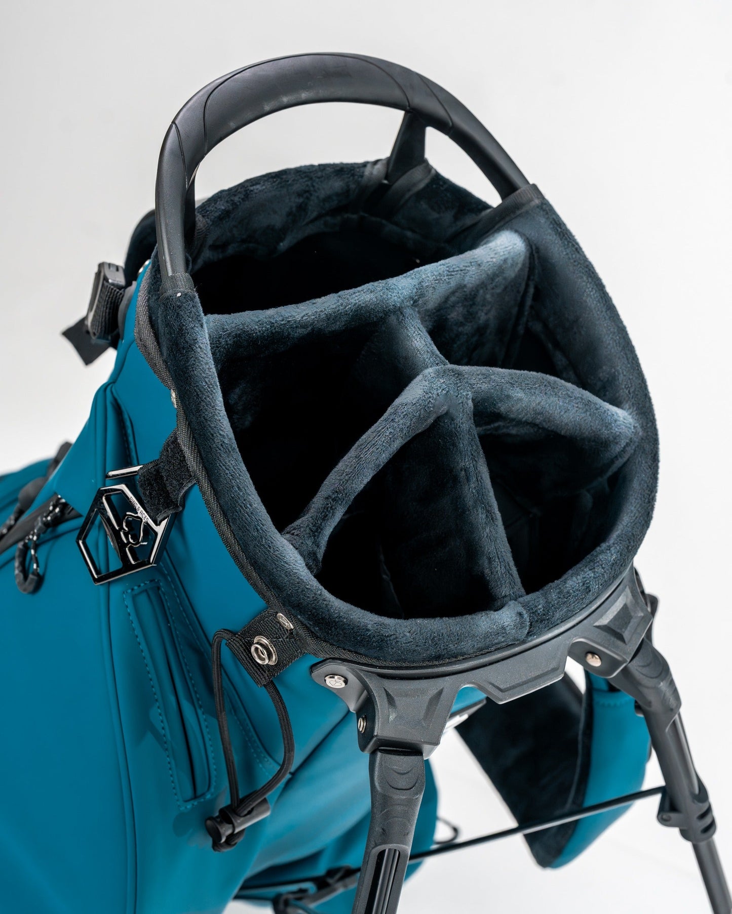 Player Preferred™ Golf Bag by Pins and Aces featuring a Sea Strike design, with multiple compartments and padded shoulder straps.
