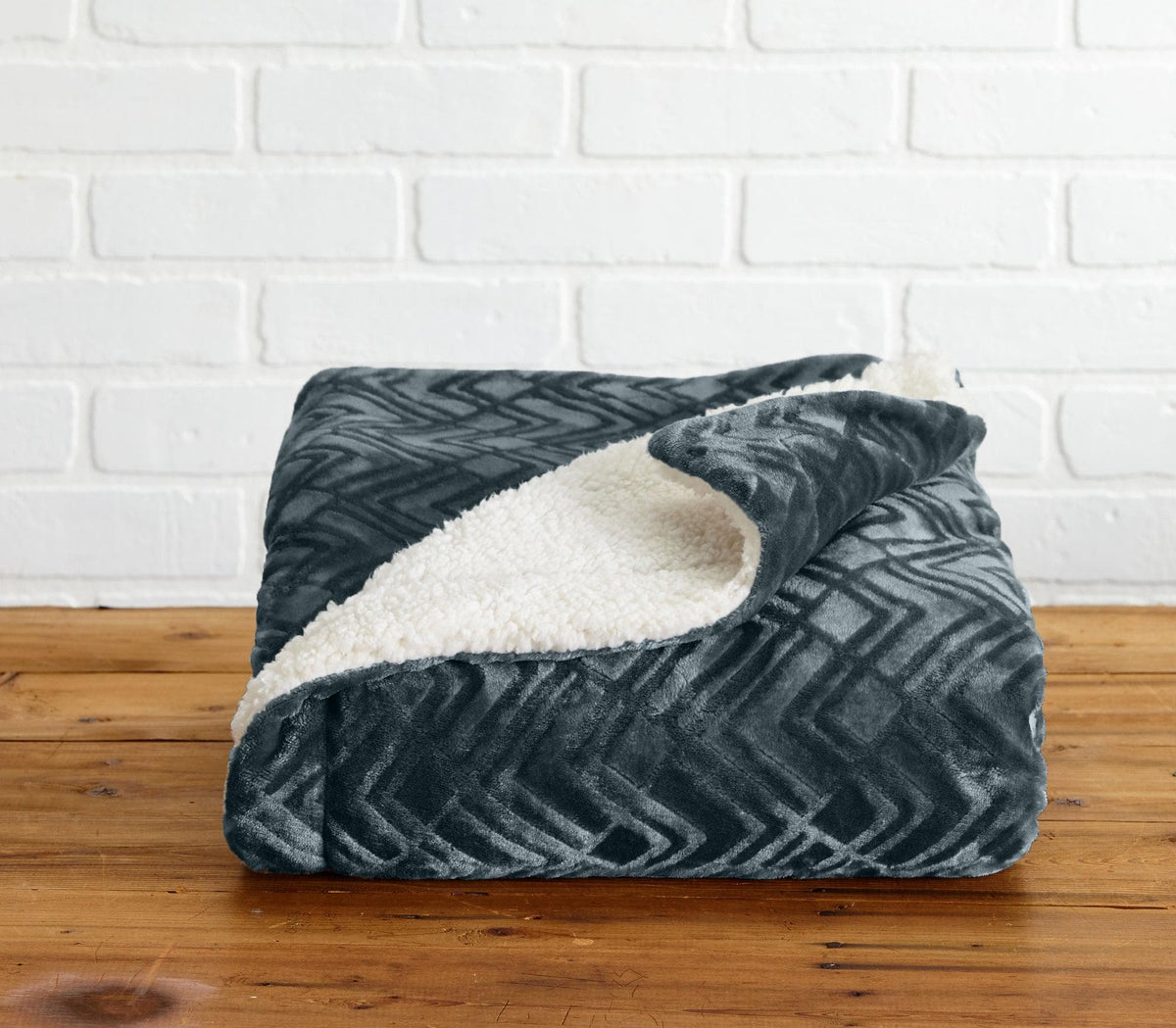 Velvet Plush Sherpa Blanket – Cielo Collection