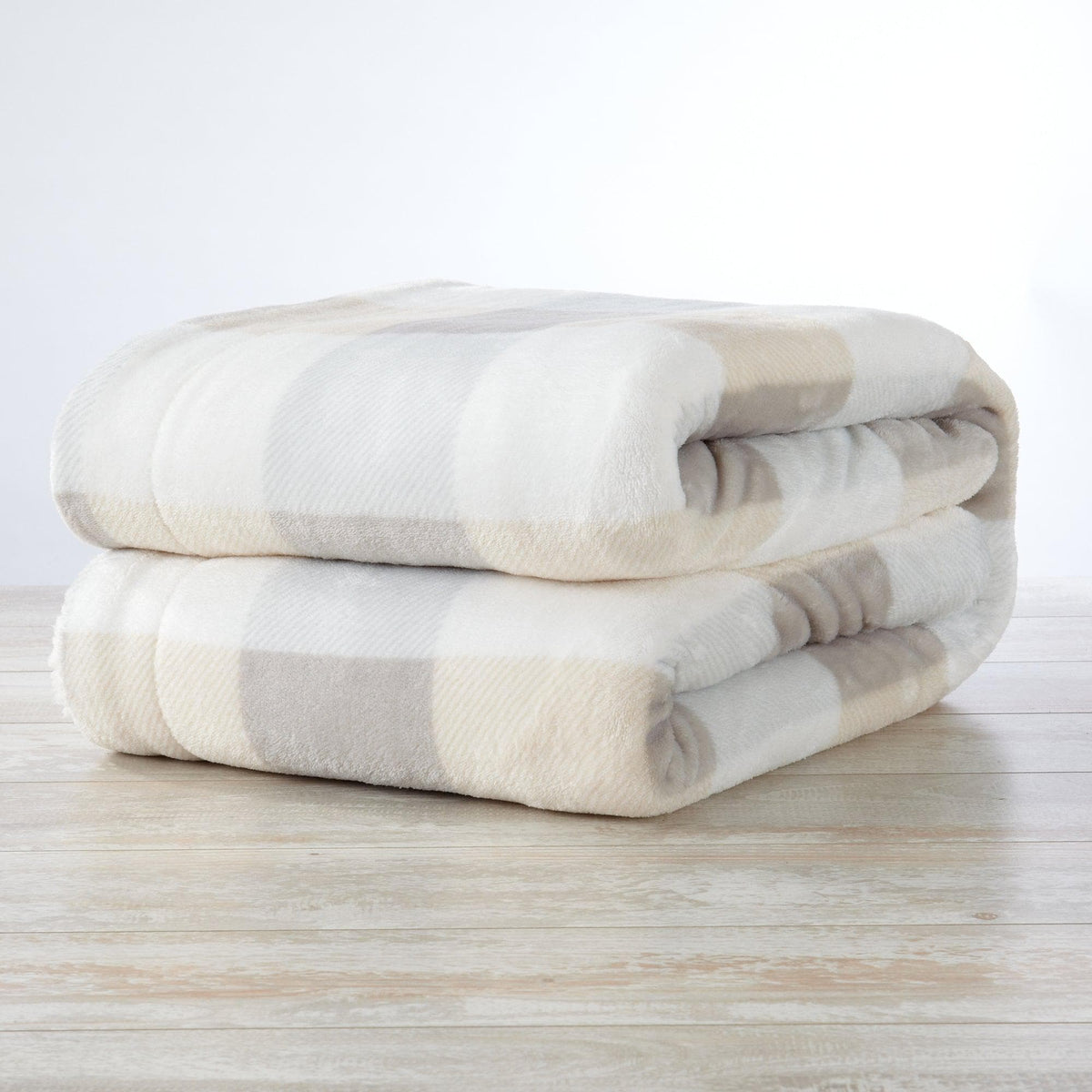 Velvet Plush Sherpa Blanket – Kinsley Collection