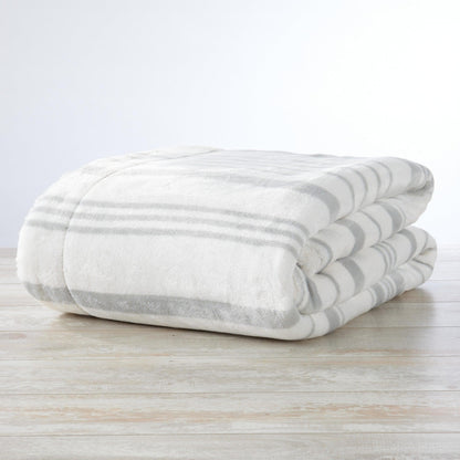 Velvet Plush Sherpa Blanket – Kinsley Collection