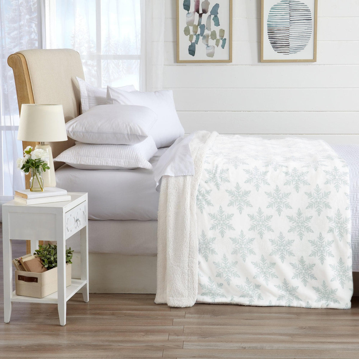 Velvet Plush Sherpa Blanket – Kinsley Collection