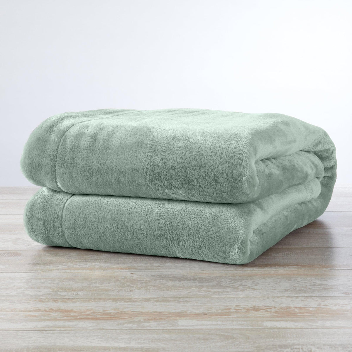 Velvet Plush Sherpa Blanket – Kinsley Collection