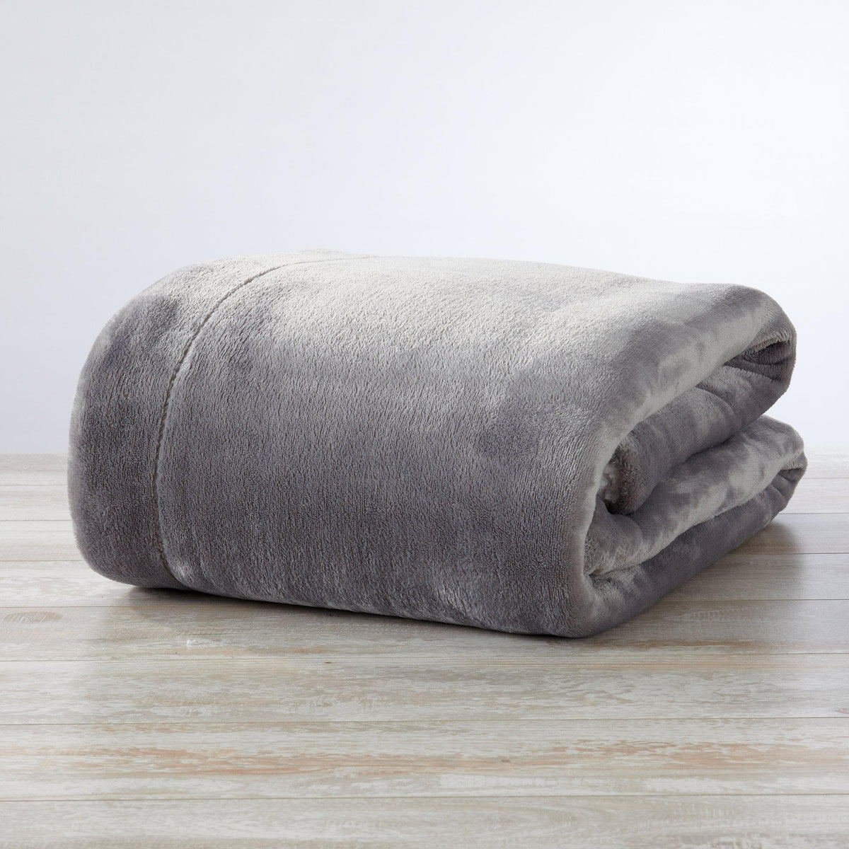 Velvet Plush Sherpa Blanket – Kinsley Collection