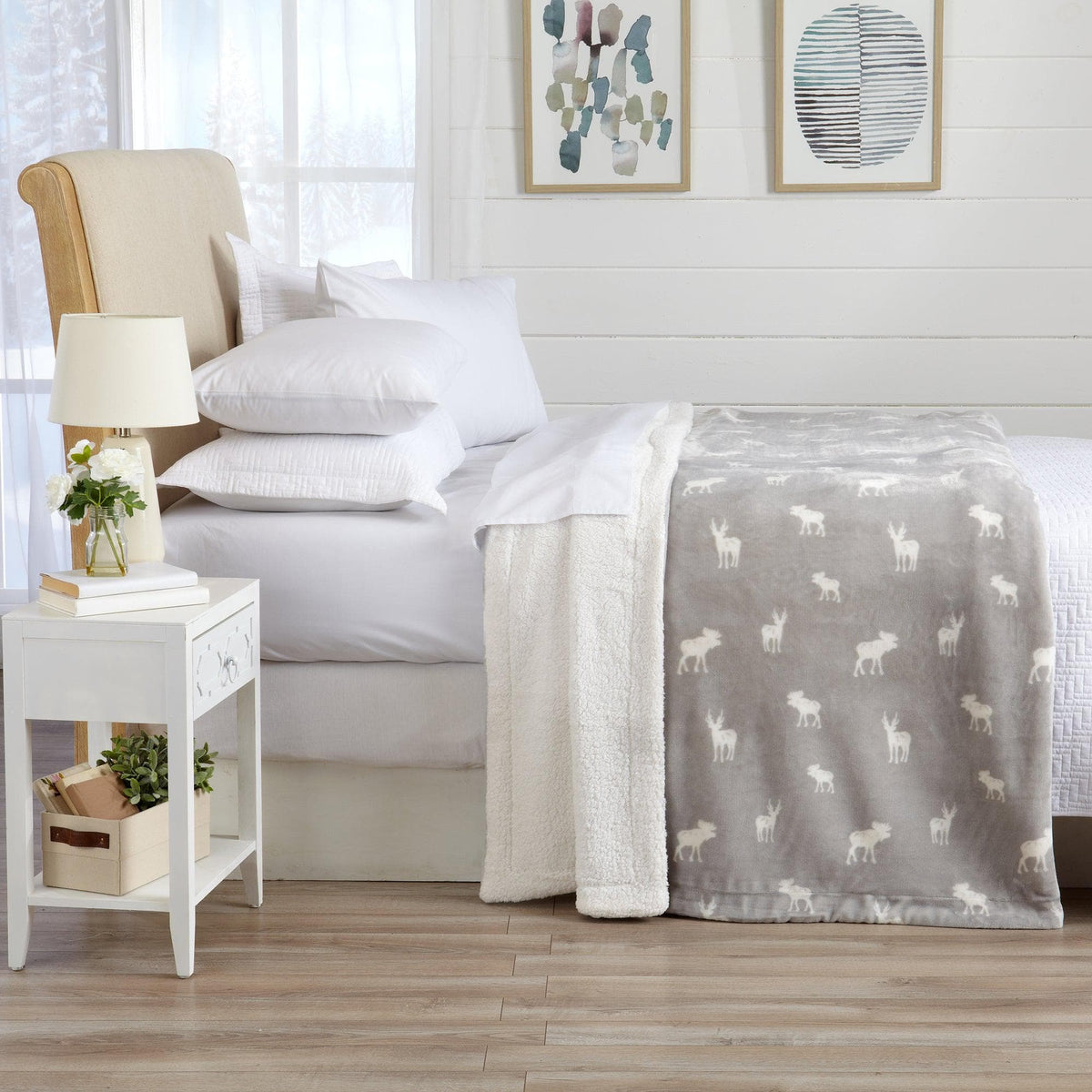 Velvet Plush Sherpa Blanket – Kinsley Collection