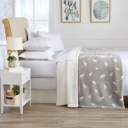 Velvet Plush Sherpa Blanket – Kinsley Collection