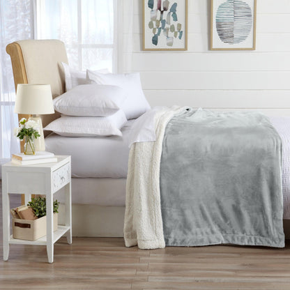Velvet Plush Sherpa Blanket – Kinsley Collection