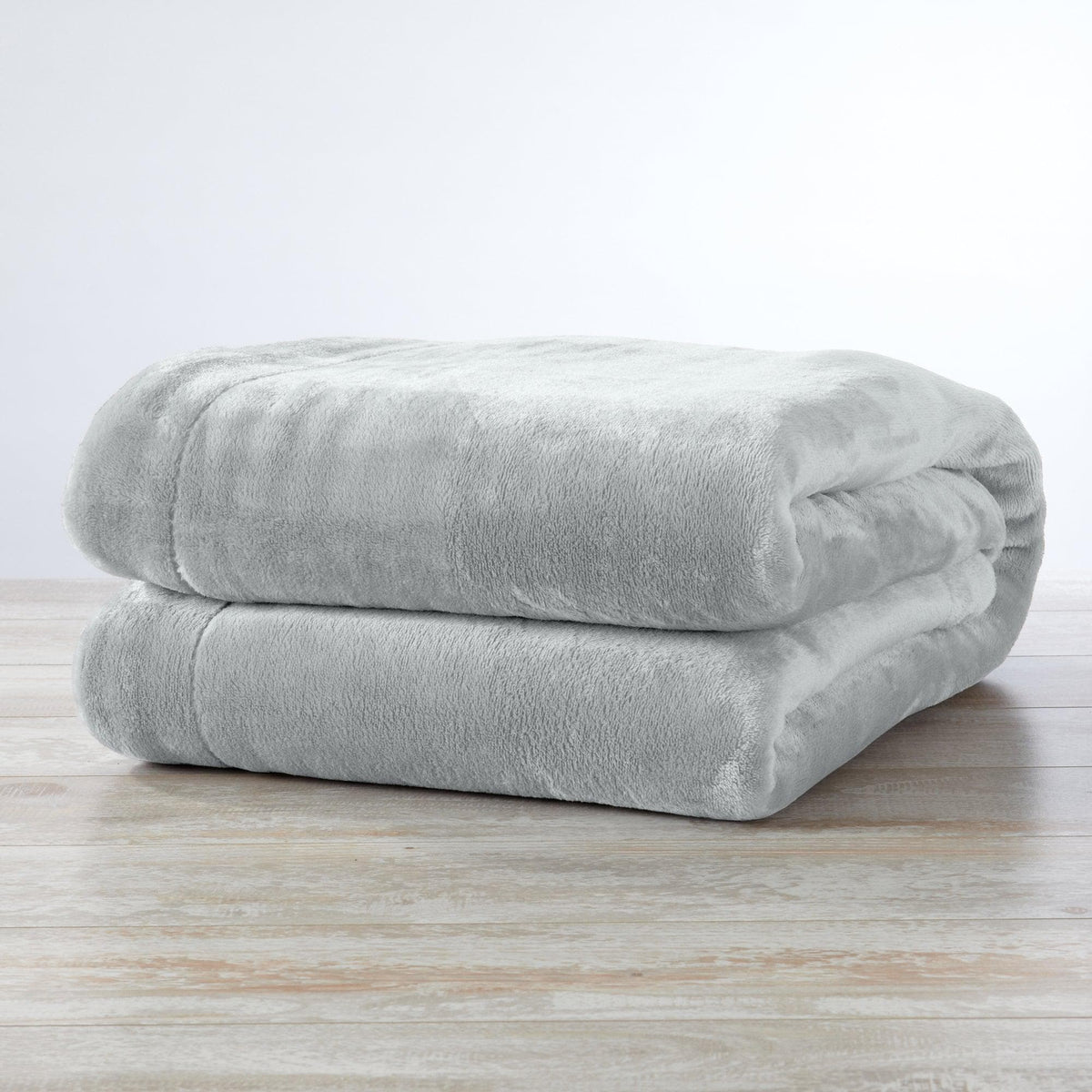 Velvet Plush Sherpa Blanket – Kinsley Collection