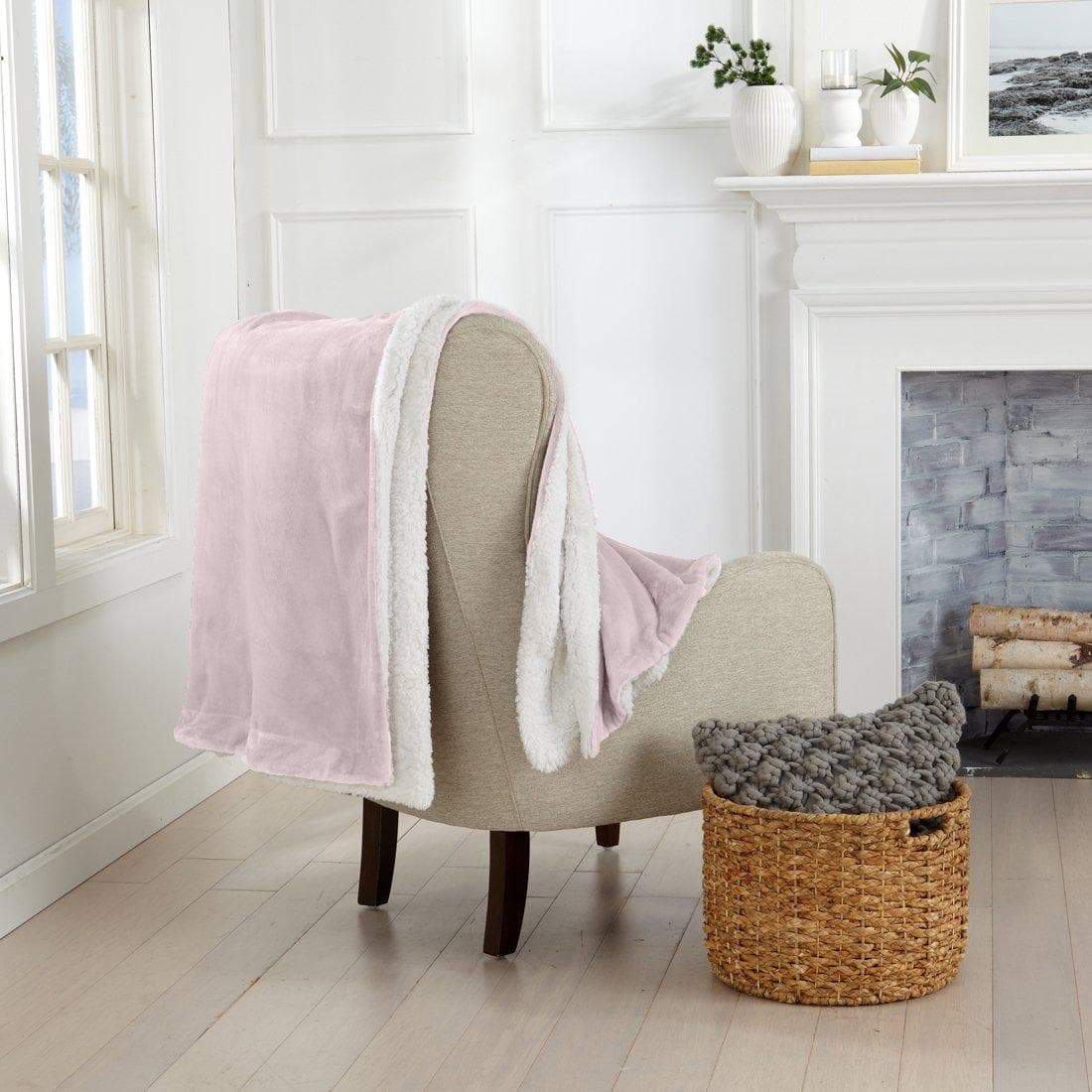 Velvet Plush Sherpa Blanket – Kinsley Collection