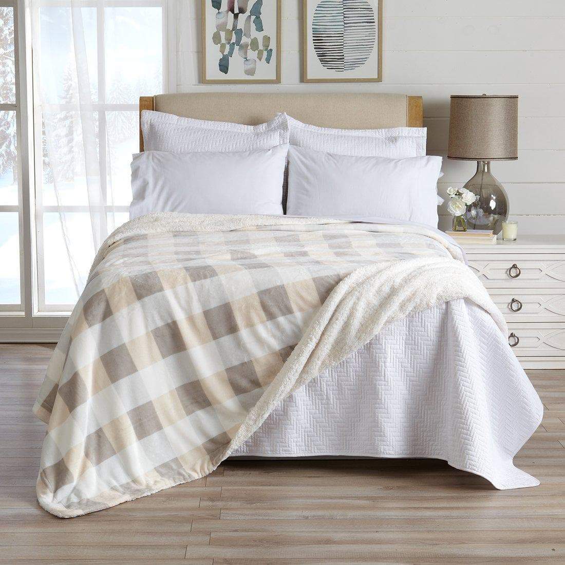 Velvet Plush Sherpa Blanket – Kinsley Collection