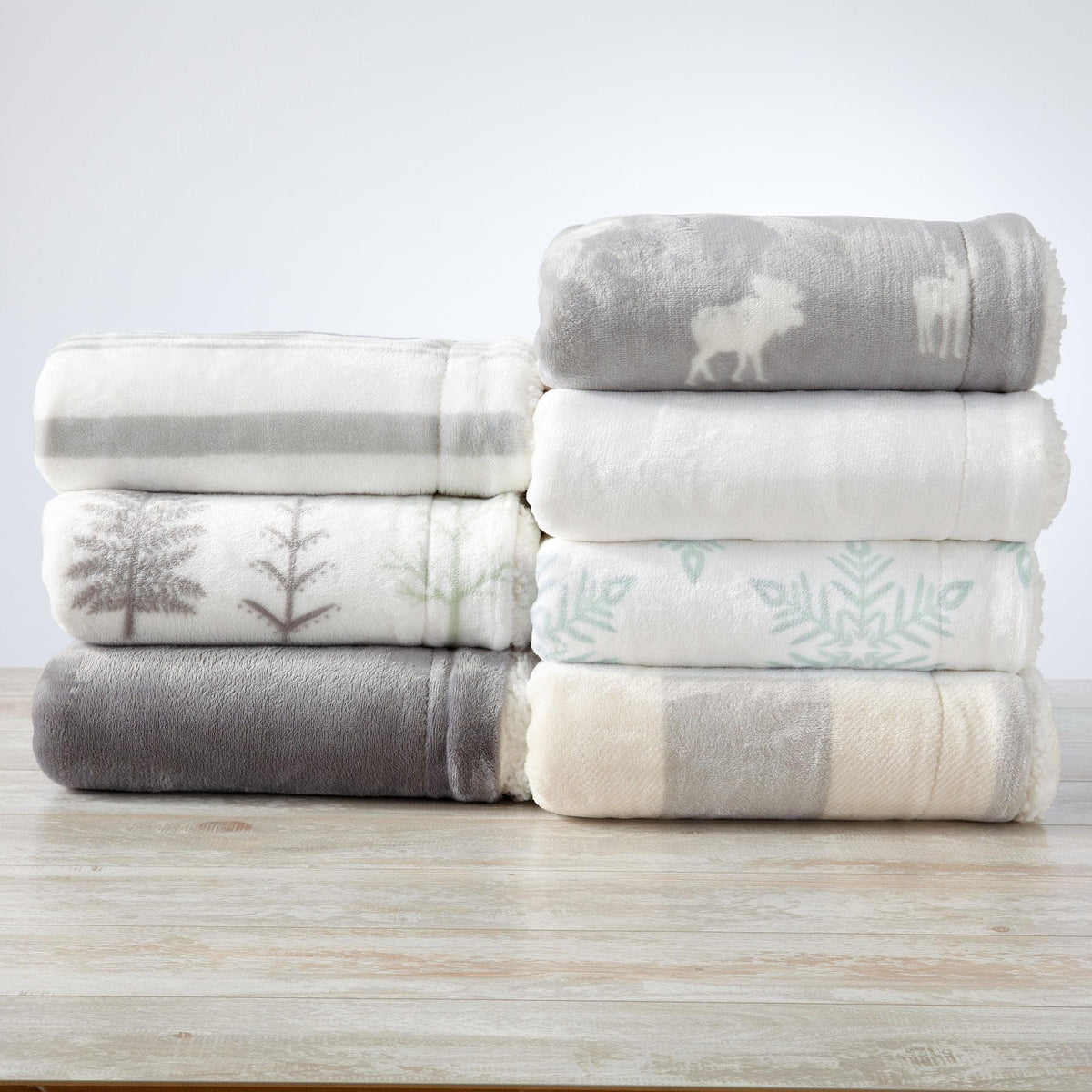 Velvet Plush Sherpa Blanket – Kinsley Collection