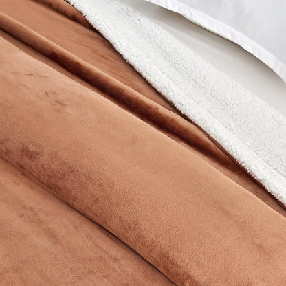 Velvet Plush Sherpa Blanket – Kinsley Collection