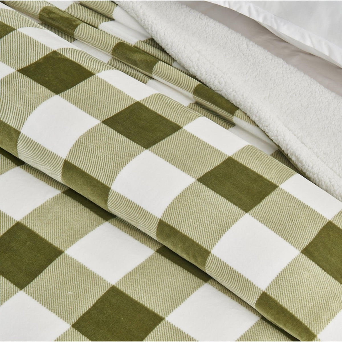 Velvet Plush Sherpa Blanket – Kinsley Collection