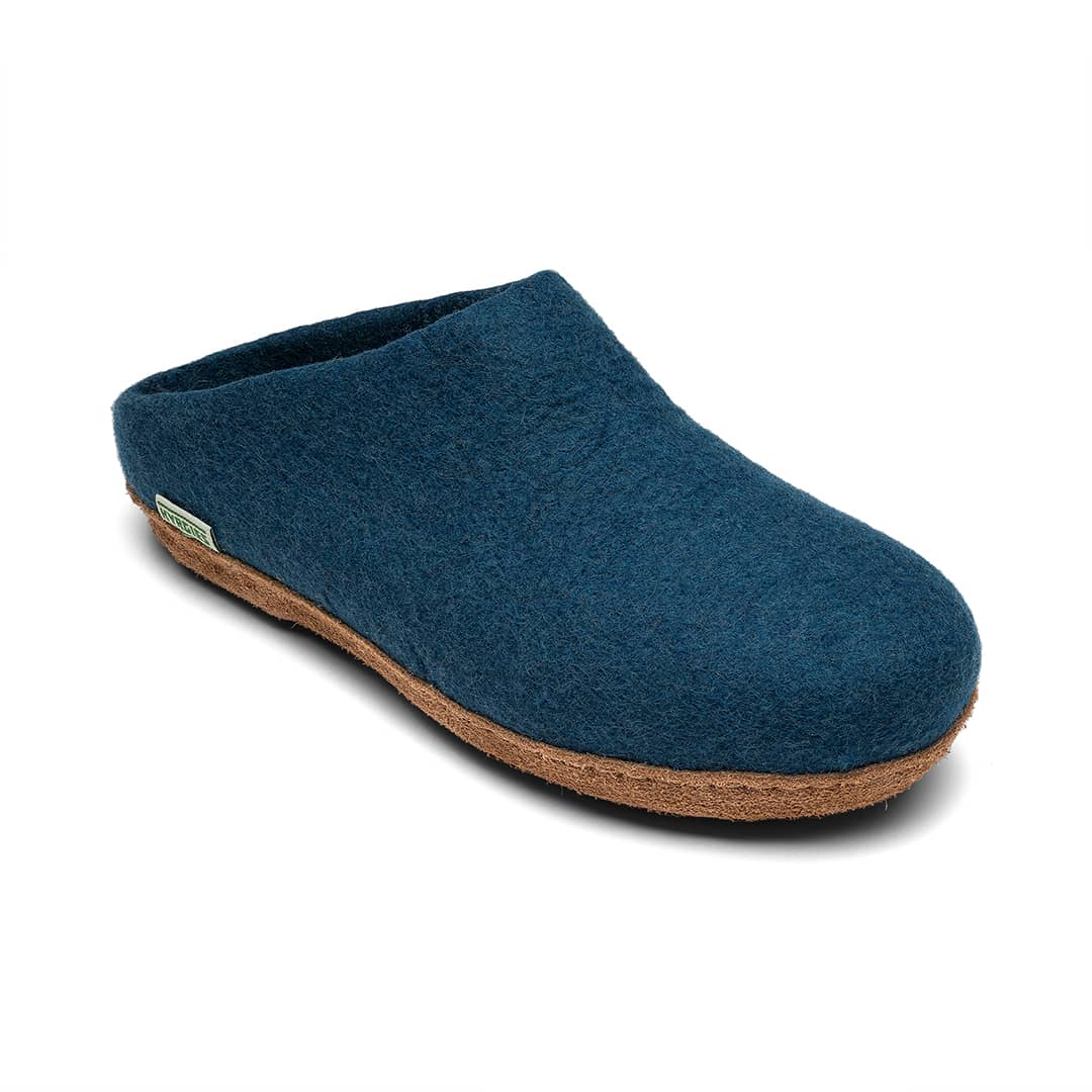 Kyrgies Molded Sole Low Back slippers with molded sole and low back design, comfortable and stylish indoor footwear.